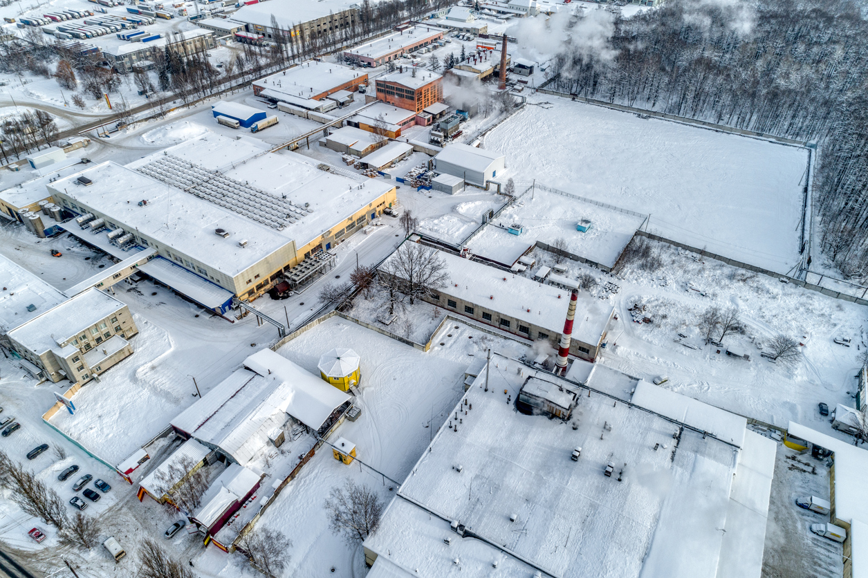 Can I install my commercial roof in the winter?